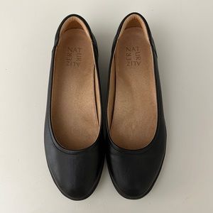 Naturalizer black flats